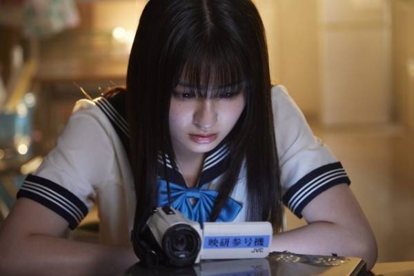 「純愛ディソナンス」2話　吉川愛“冴”に「カッコよすぎて惚れる」などの反応、筧美和子“由希乃”が遺した映像に映された“ある男”の姿に衝撃走る