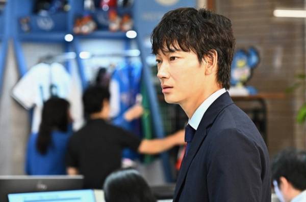 「オールドルーキー」4話 綾野剛“新町”の引退試合に「涙が止まらなかった」の声、反町隆史“高柳”の意外な一面にも多くの反応集まる