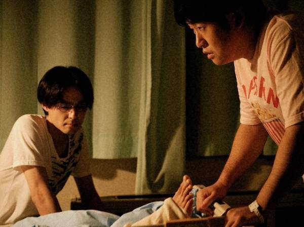 「赤いナースコール」3話 木村了“松井”「菊池風磨」発言にSNS盛り上がる、福本莉子“アリサ”の傷の真実にも疑念の声が上がる