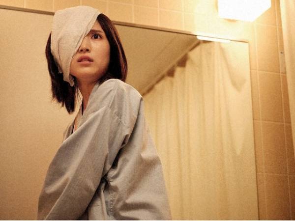 「赤いナースコール」3話 木村了“松井”「菊池風磨」発言にSNS盛り上がる、福本莉子“アリサ”の傷の真実にも疑念の声が上がる