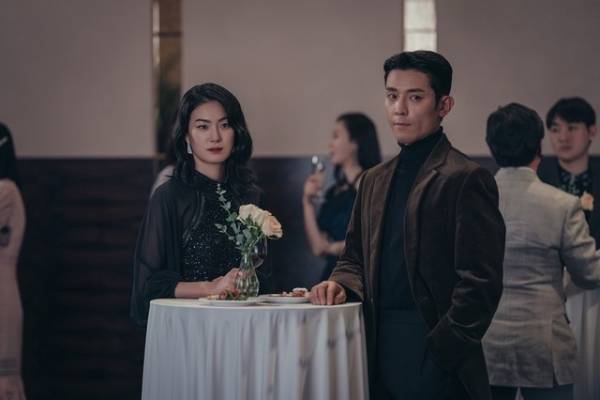 イ・ジョンソク×イム・ユナ、韓ドラ「ビッグマウス」キャラポスター＆新予告