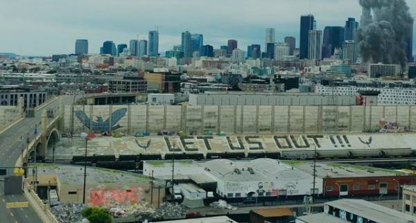 ロックダウン下で撮影された緊迫のパンデミックスリラー『ソングバード』特報＆場面写真