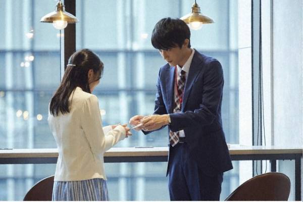 「僕の姉ちゃん」黒木華“ちはる”と杉野遥亮“順平”姉弟に「自然体」の声、「レトロな雰囲気が好き」と映像にも注目集まる