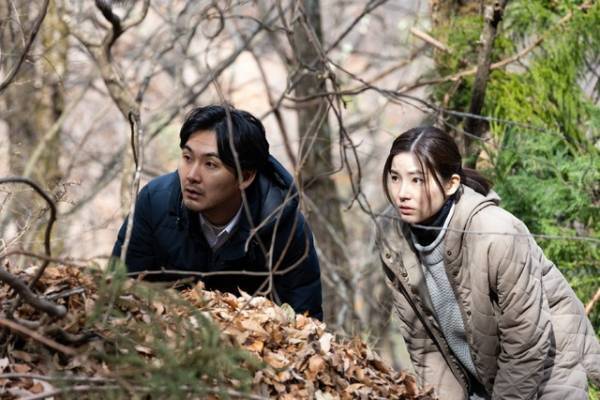 松田龍平主演の極限パニックスリラー「鵜頭川村事件」場面写真＆相関図公開