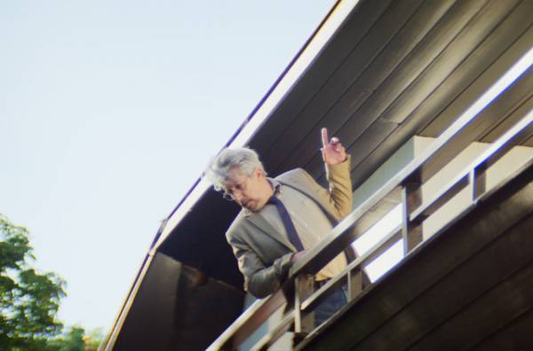 「12時間進んで3日若返る」謎の穴に翻弄される夫婦はどうなる？『地下室のヘンな穴』本予告