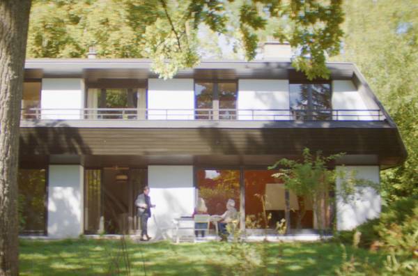 「12時間進んで3日若返る」謎の穴に翻弄される夫婦はどうなる？『地下室のヘンな穴』本予告