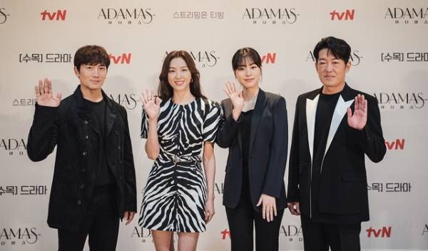 ホ・ソンテ「洗練されたカリスマ」について語る!?「アダマス　失われたダイヤ」制作発表