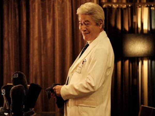 「赤いナースコール」4話 翔太朗たちに迫る危機に「怖すぎる手震える」、ベッキー“山根”の自分の役は「石原さとみ」発言に反応も