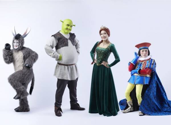 リアルなシュレックがお披露目「シュレック・ザ・ミュージカル」キャラビジュアル