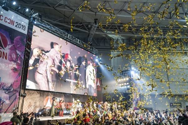 「東京コミコン2022」にカレン・ギラン＆ポム・クレメンティエフ来日決定　3年ぶりリアル開催