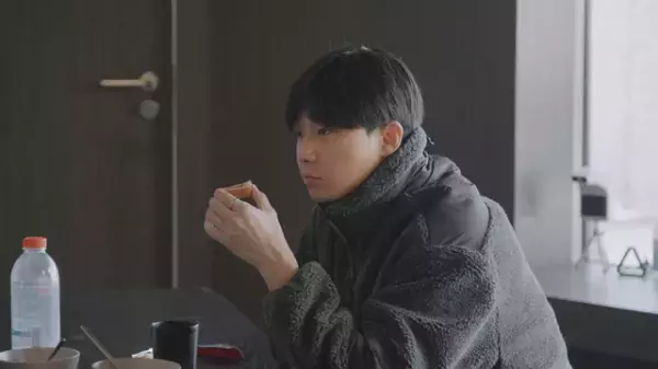 パク・ソジュン＆BTS Vら出演「IN THE SOOP」第3話場面写真が解禁　旅の夜、不意に涙を見せたのは…