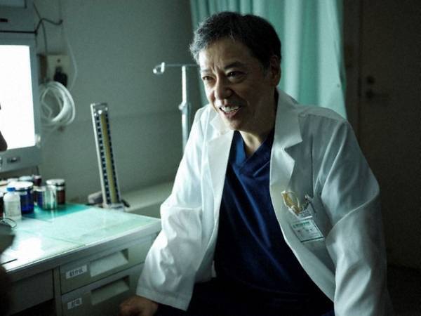 「赤いナースコール」第5話、鹿賀丈史“榎木田院長”へのSNSコメントに「料理の鉄人ネタだったのか」とネット沸きあがる