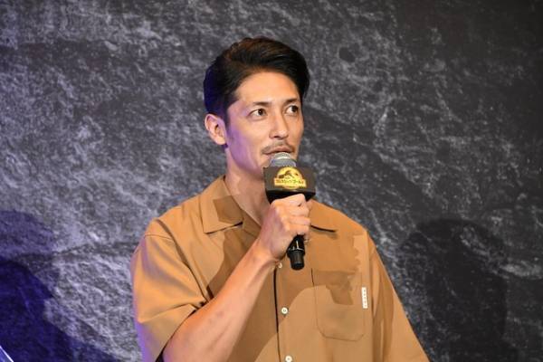 『ジュラシック・ワールド』玉木宏＆木村佳乃が映画をアピール「スッキリする」「すごく面白い」