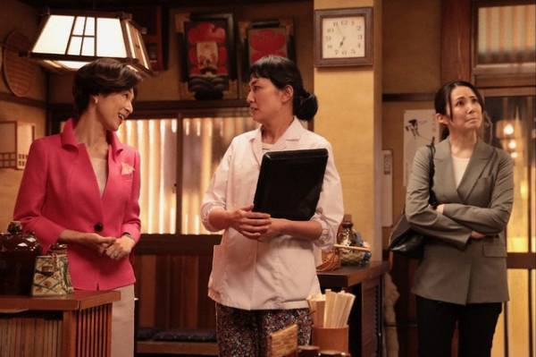 「家庭教師のトラコ」4話、橋本愛“トラコ”の行動に「母親を追い詰めるのが作戦か？」「狙いって家庭崩壊？」など様々な考察が