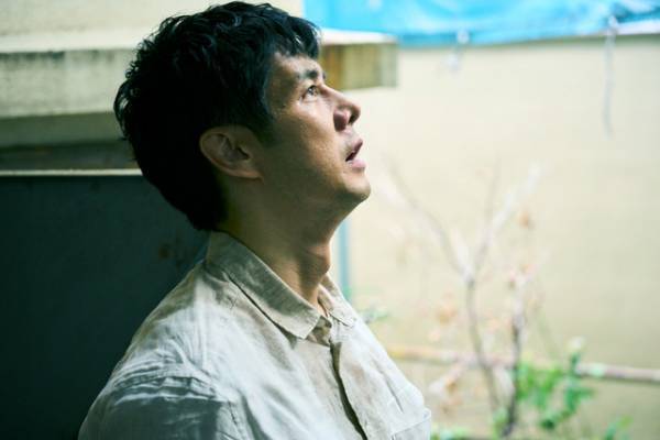 西島秀俊＆斎藤工＆三浦友和らが狂乱の世界へと誘う『グッバイ・クルエル・ワールド』場面写真