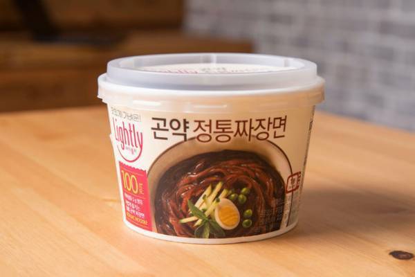 マ・ドンソク主演『スタートアップ！』にも登場、稲垣莉生と味わうジャージャー麺