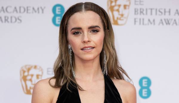 エマ・ワトソン、プラダの新作香水の顔に 広告動画で監督デビューも果たす