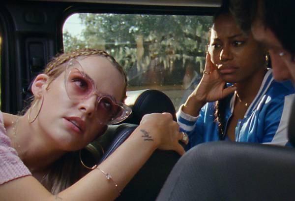 『フロリダ・プロジェクト』へのオマージュも！A24『Zola ゾラ』監督、ファッションをテーマにキャラクターを語る