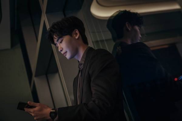 「ビッグマウス」監督、イ・ジョンソクとのタッグは「親友がそばにいるような感覚」