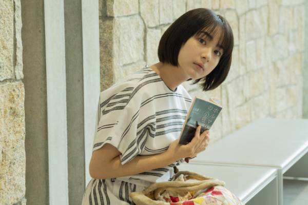 神尾楓珠主演、“恋とは？”を語り尽くす哲学恋愛映画『恋は光』リリース決定