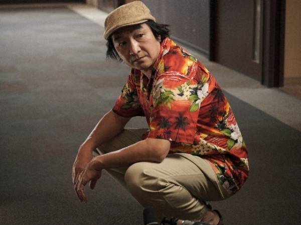 「赤いナースコール」8話、福本莉子“アリサ”と鹿賀丈史“榎木田”の関係とは!? 「アリサは院長の孫」など様々な憶測広がる