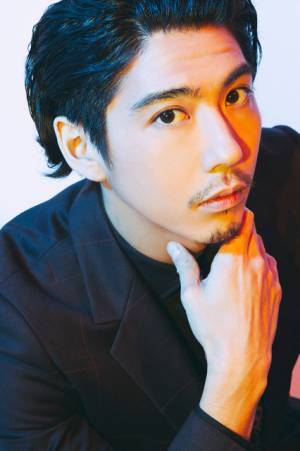 賀来賢人、アミューズから独立「個人として活動」