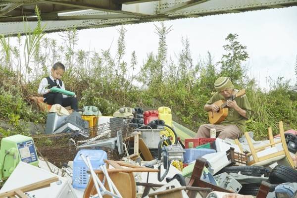 ピアニカ＆ギターで奏でる演奏シーン『川っぺりムコリッタ』本編映像