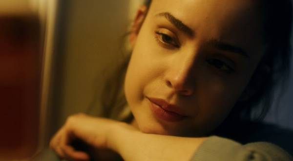 パンデミック描く『ソングバード』で話題のソフィア・カーソン「希望と愛の力が勝利する」