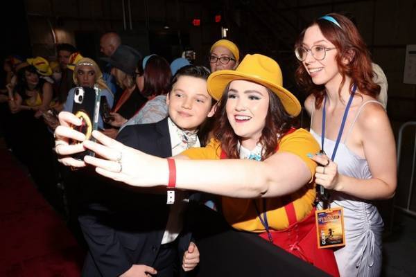 トム・ハンクス＆シンシア・エリヴォ＆ゼメキス監督ら、『ピノキオ』ワールドプレミアに登場