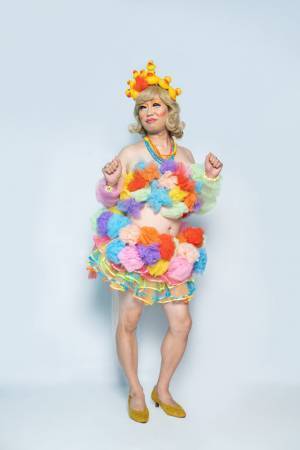 渡部秀＆前野朋哉、ドラァグクイーンドレス姿公開『ひみつのなっちゃん。』