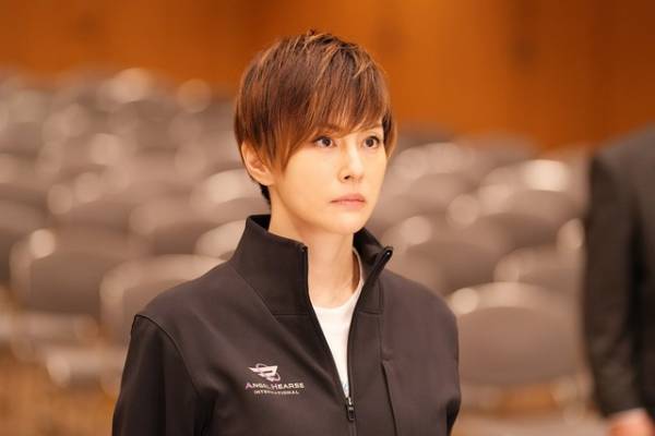 米倉涼子、国際霊柩送還士演じる主演ドラマ「エンジェルフライト」配信