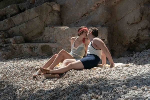 『ダウントン・アビー／新たなる時代へ』ハイクレア城でのインタビュー＆撮影裏映像到着