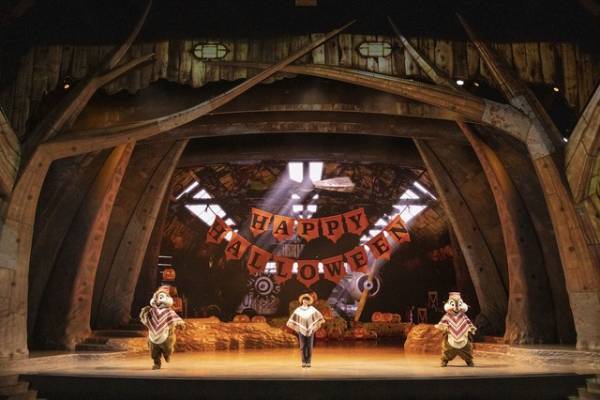 【ディズニー】東京ディズニーシーのハロウィンを映像と生パフォーマンスでふりかえる　「ハロウィーンタイム・ウィズ・ユー」お披露目