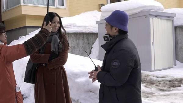 『ユンヒへ』メイキングの1シーン到着　アウタースリーブケースもお披露目