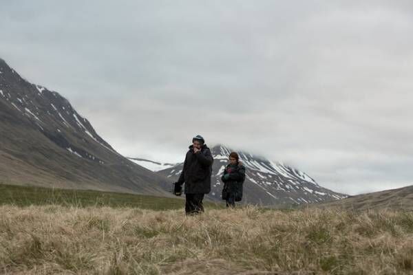 ノオミ・ラパスは「チャレンジ精神が旺盛」アイスランド語の演技も絶賛『LAMB／ラム』監督コメント＆メイキング写真