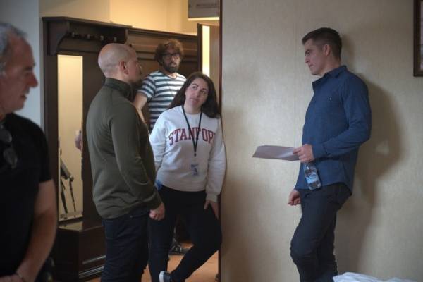 クリス・パイン、敵を一網打尽！『ザ・コントラクター』メイキング映像