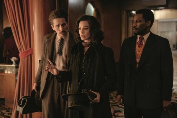 マーゴット・ロビーの新たなハマり役に注目『アムステルダム』