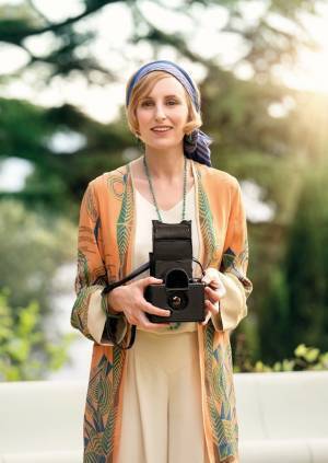 『ダウントン・アビー／新たなる時代へ』パンツルックをはじめ劇中衣装もアップデート！キャストが語る