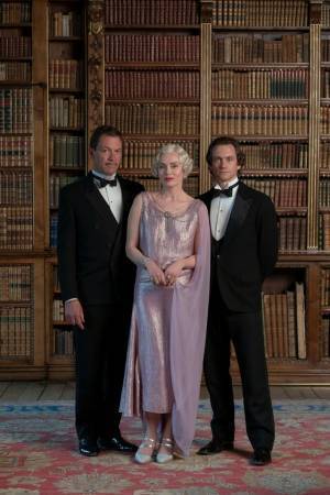 『ダウントン・アビー／新たなる時代へ』パンツルックをはじめ劇中衣装もアップデート！キャストが語る