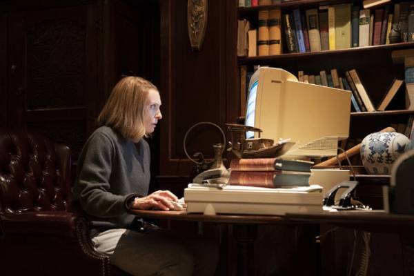 コリン・ファース＆トニ・コレット共演で実録犯罪をドラマ化「ザ・ステアケース」予告編