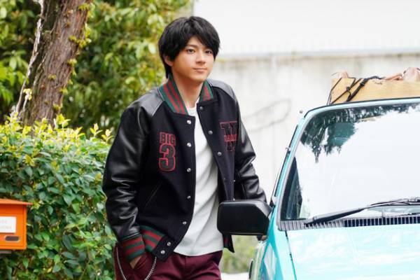 『耳をすませば』中学時代を思わせる大人キャラの衣装に注目