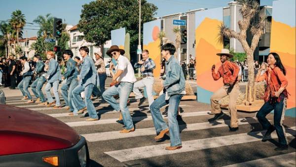 「レイト×2ショー」BTS出演回の第3弾より番組写真公開