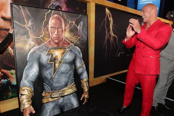 ドウェイン・ジョンソン『ブラックアダム』N.Y.プレミアで日本のファンへメッセージ「サプライズもある」