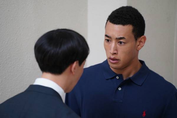 妊娠した生徒のために…関口メンディー“大輔”が武知海青“ハオウ”と本気勝負「覆面D」第2話