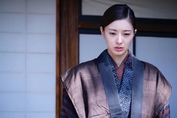 宮本茉由＆水野真紀＆萬田久子、太宰治が描いた戦後を生きる女性たち『鳩のごとく　蛇のごとく　斜陽』