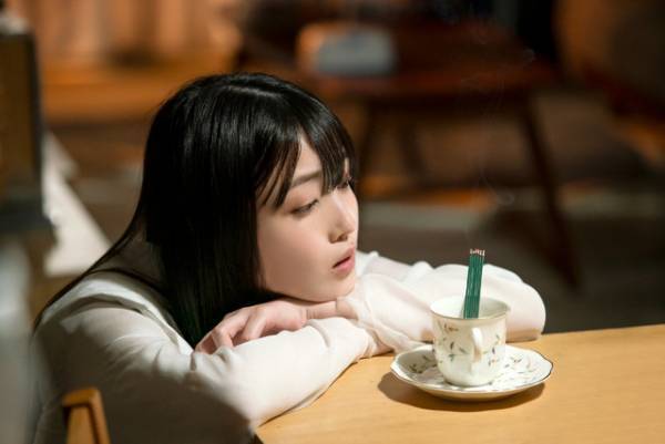 久保史緒里＆萩原利久、おかしな会話と不思議な晩酌…『左様なら今晩は』本編映像