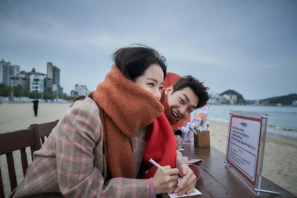 真夏日に真冬のシーンを撮影！ 韓国映画『ハッピーニューイヤー』メイキング写真