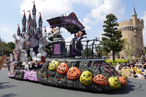 【ディズニー】ハロウィン本番！人気のパレード・スペシャルメニューなど期間限定プログラムで秋のパークを大満喫
