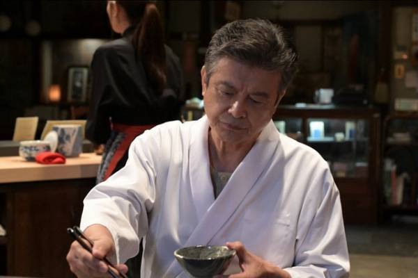 「クロサギ」2話、推しについて語る平野紫耀“黒崎”に「すっごく刺さりました」の声続出