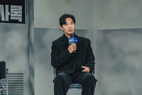 イ・ソンミン＆チン・グ＆キョン・スジンら共演「刑事ロク　最後の心理戦」会見レポートが到着